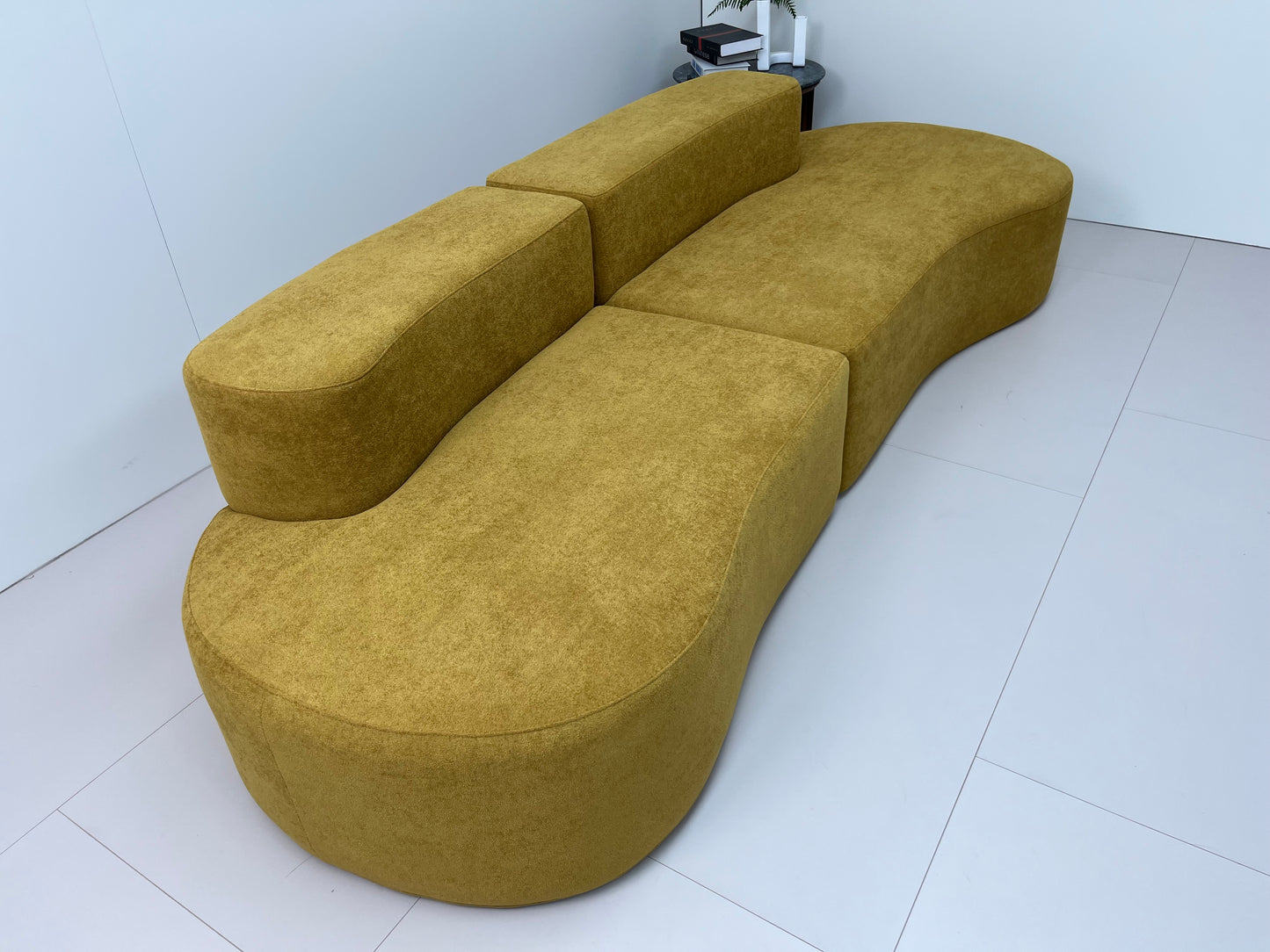 🛋️ Cashew Sofa – Golden Olive