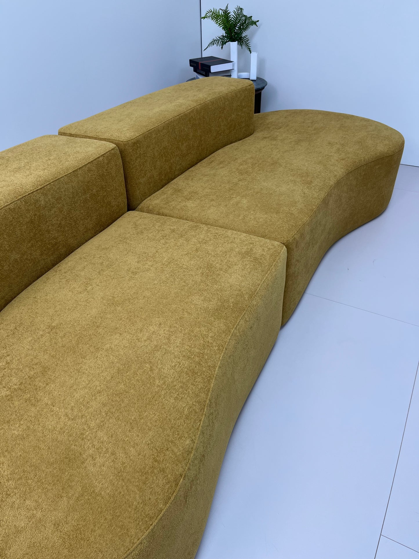 🛋️ Cashew Sofa – Golden Olive