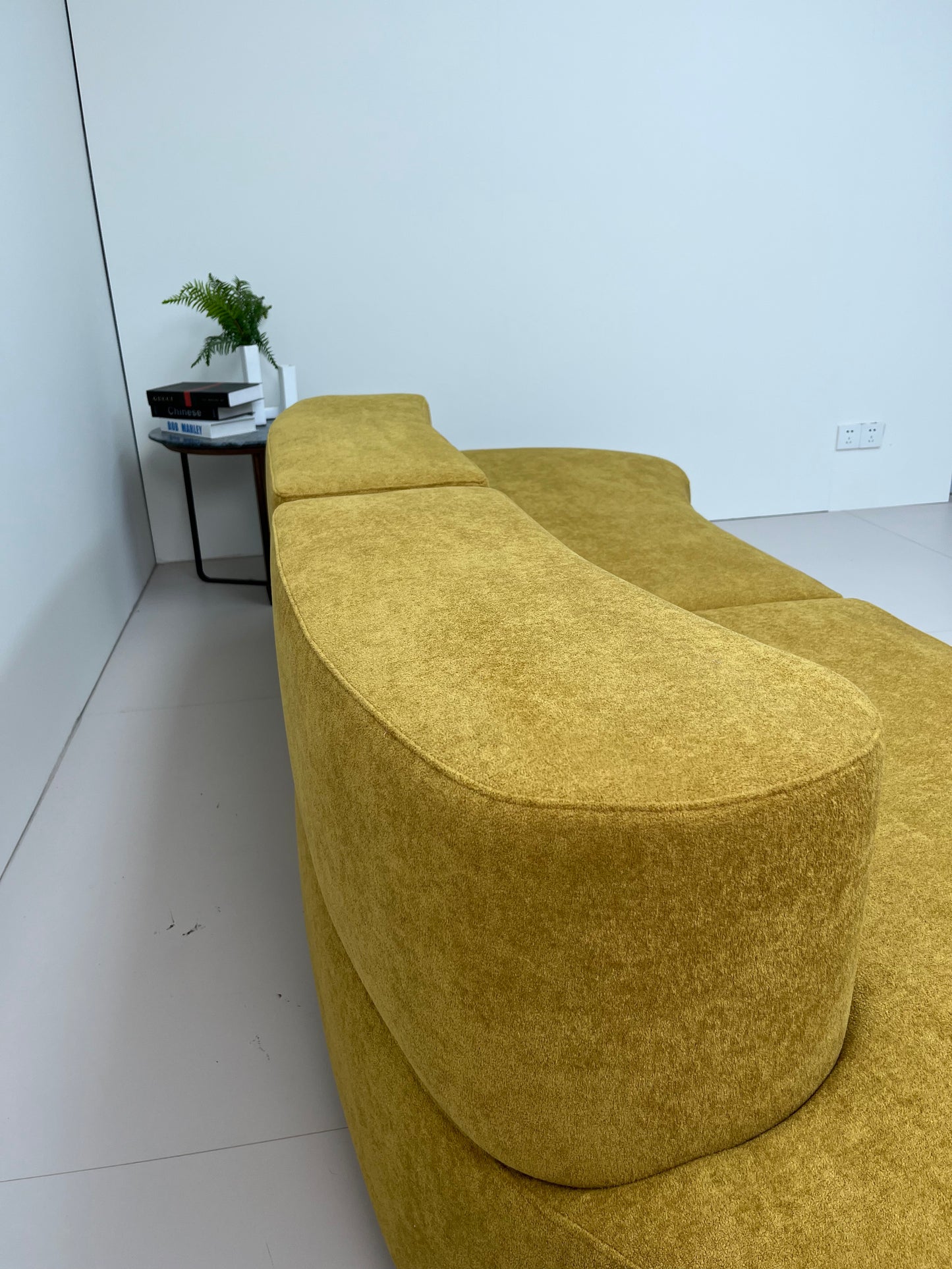 🛋️ Cashew Sofa – Golden Olive