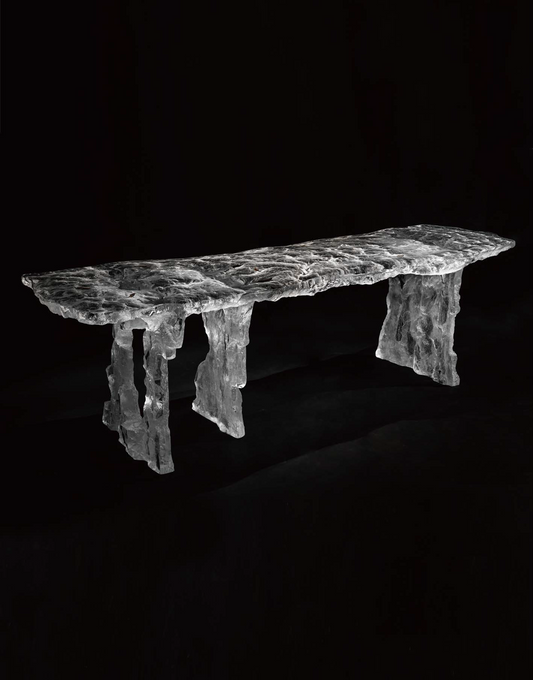 🌊 Serava Dining Table